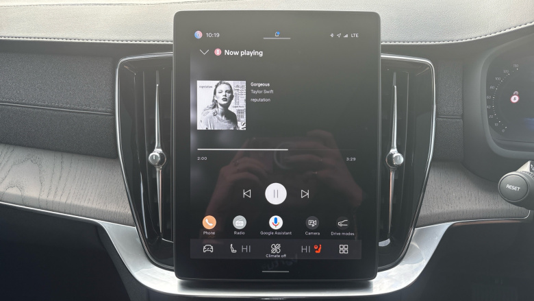 Volvo XC90 2.0 T8 PHEV Ultra Dark 5dr AWD Geartronic Estate